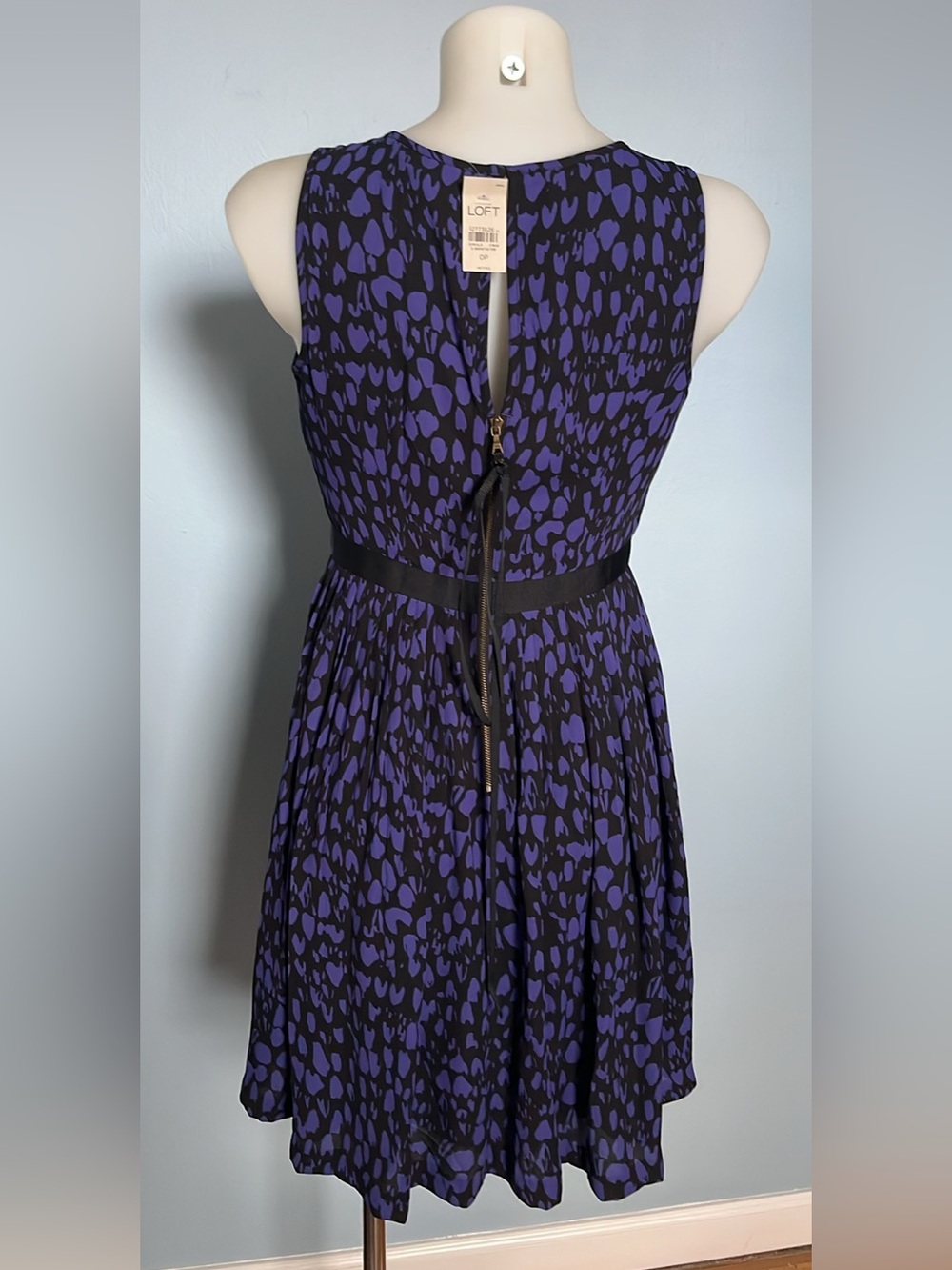 LOFT BLACK AND PURPLE PRINT SLEEVELESS DRESS👗Sz0P - Picture 6 of 13